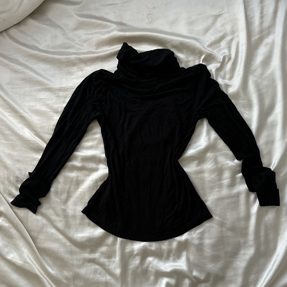 ❌SOLD❌black turtleneck
